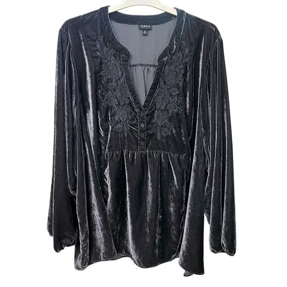 Torrid Velvet Embroidered Long Sleeve Top 5X Peplum Flowy Floral Boho Holiday - Picture 1 of 9